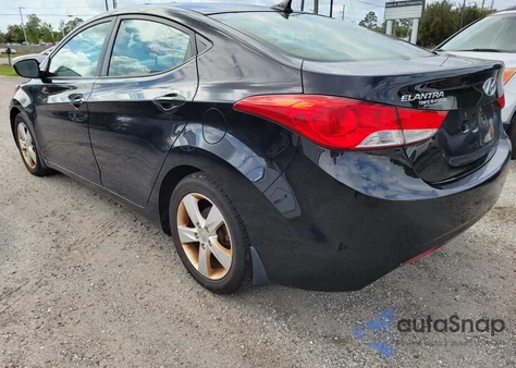 2013 Hyundai Elantra Gls z USA, uszkodzony, nr VIN 5NPDH4AE0DH172534